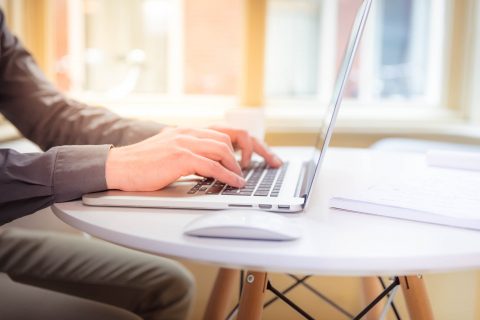 Man die advies financieringsaanvraag krijgt.