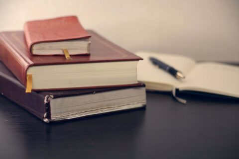 financiële administratie zelf doen of uitbesteden aan een accountant